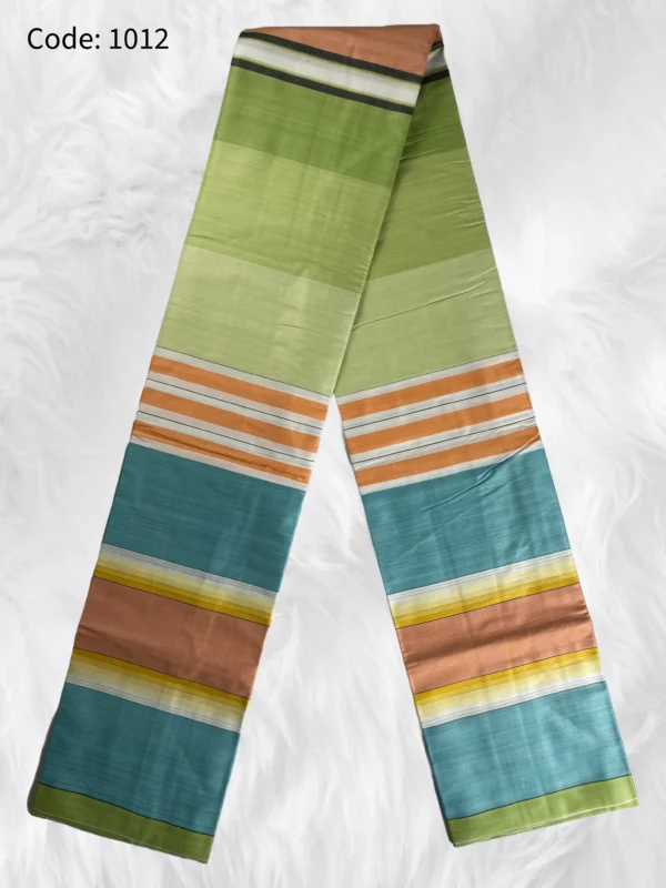 e-Tati Signature Lungi – 1012 (Handmade) - Image 2